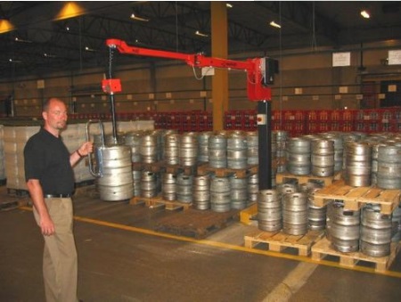 啤酒搬運過程-濟南豪魯 啤酒搬運過程-濟南豪魯