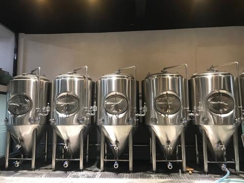 自釀啤酒發(fā)酵罐 自釀啤酒發(fā)酵罐